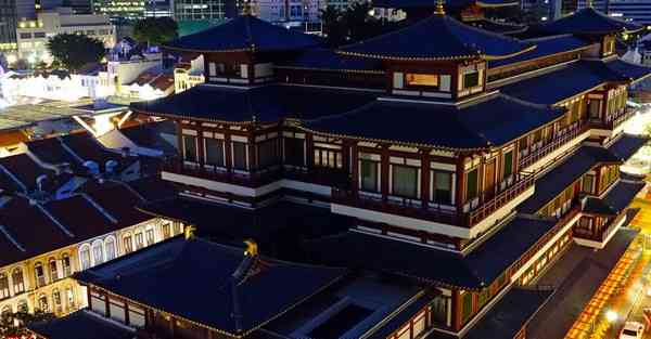 挨批评的挨是几声_挨批评的挨是什么意思