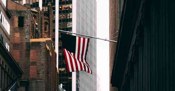 纪录片动物世界片段_纪录片动物世界片段狼国语