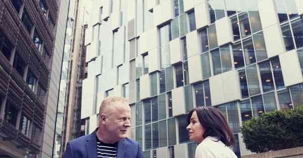 挨批评的狗_挨批评的小孩